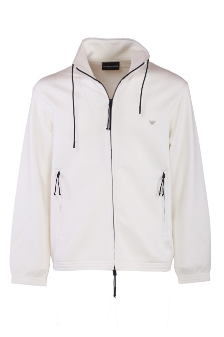 Shop EMPORIO ARMANI  Felpa: Emporio Armani felpa full zip in double jersey Travel Essential.
Double jersey.
Collo alto con coulisse.
Maniche lunghe.
Polsini elastici.
Tasche laterali con zip.
Fondo con coulisse e tiranti.
Patch di collezione sul retro.
Vestibilità regolare.
Composizione 48% Poliestere, 46% Modal 6%, Elastan. 
Made in Cambogia.. EM000083 AF10103-U1105